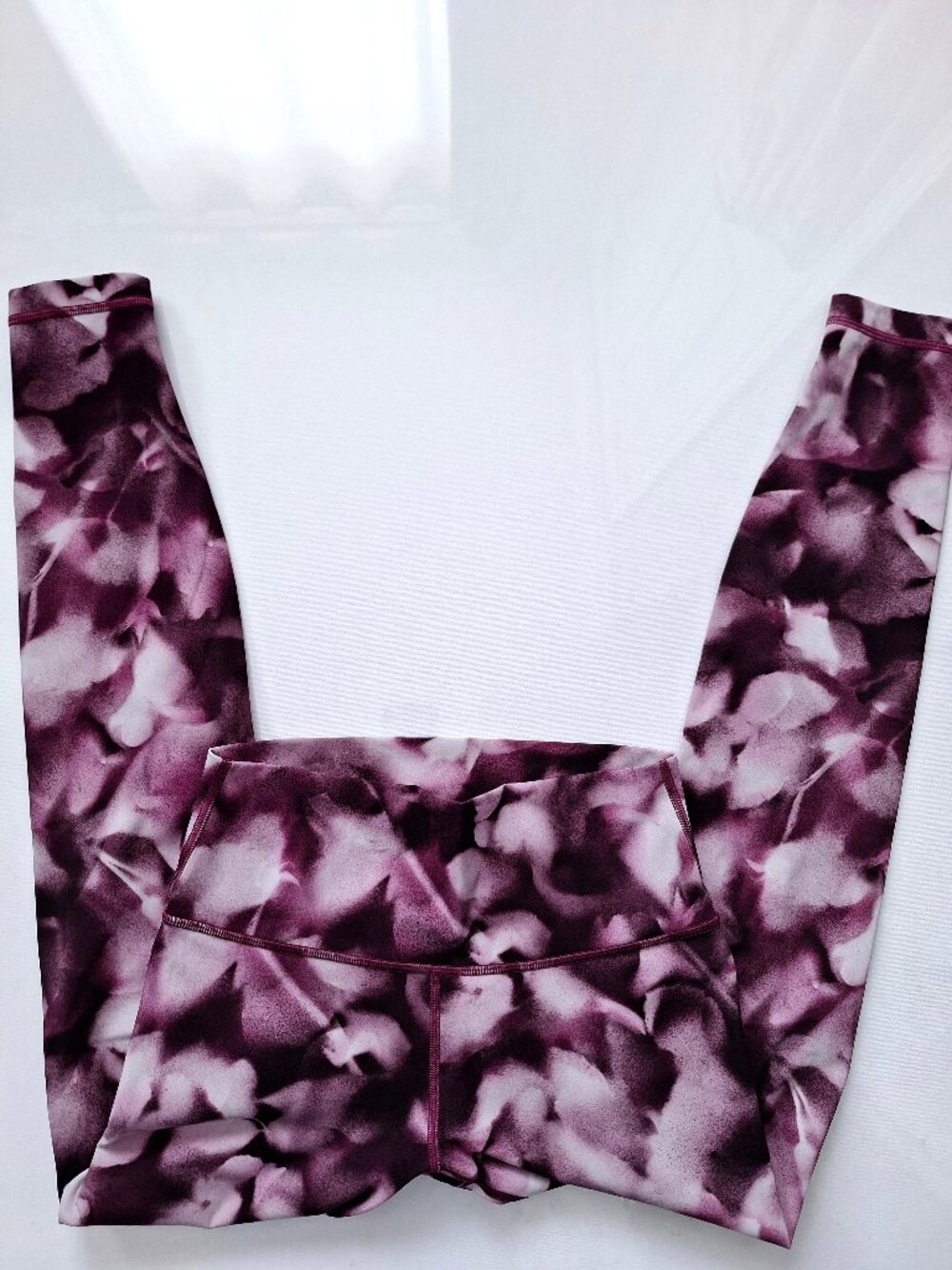 Lululemon Wunderunder High Rise in Blush Blossom Alpine White Candy Pink - Picture 6 of 7